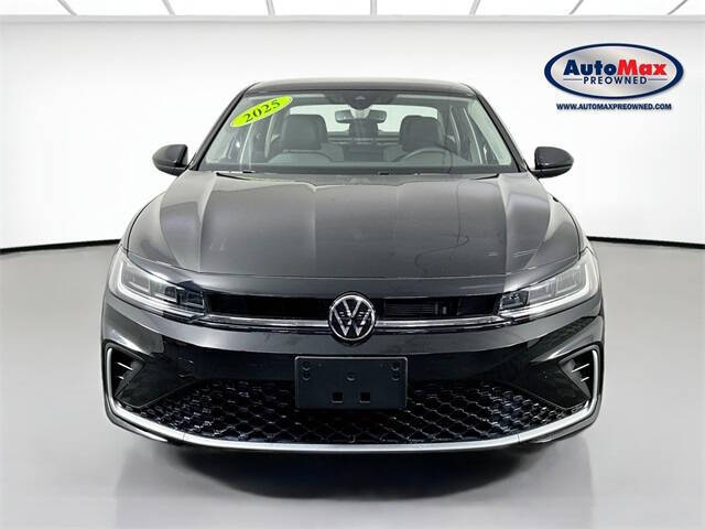 2025 Volkswagen Jetta SE