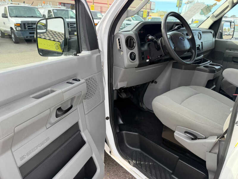 2013 Ford E-Series E-150