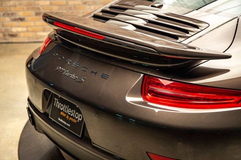 2015 Porsche 911