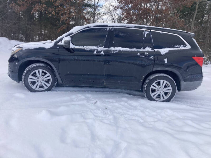 2016 Honda Pilot LX's photo