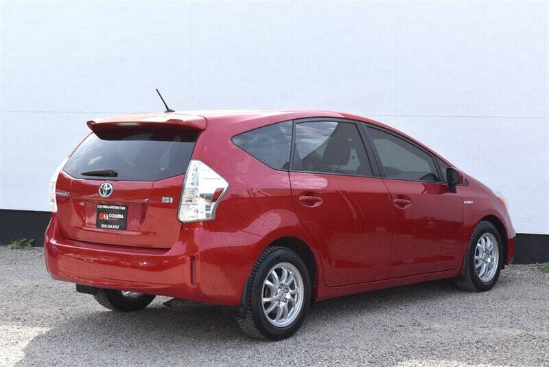 2012 Toyota Prius v Two