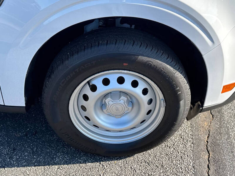 2025 Ford Maverick XL