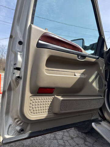 2005 Ford Excursion Limited
