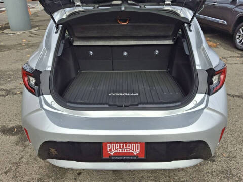 2026 Toyota Corolla Hatchback SE