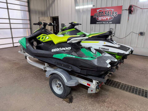2021 Yamaha EX