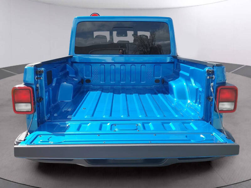 2026 Jeep Gladiator Sport S