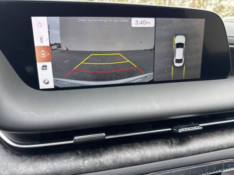 2025 Genesis G90 3.5T e-Supercharger