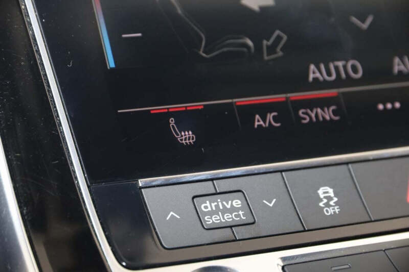 2022 Audi Q7 quattro Premium Plus 55 TFSI