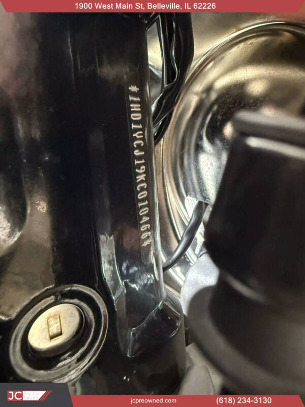 2019 Harley-Davidson FLDE Deluxe