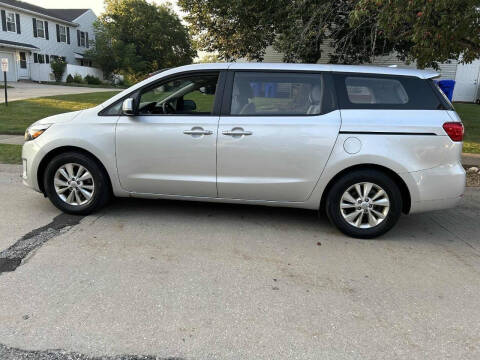 2016 Kia Sedona L