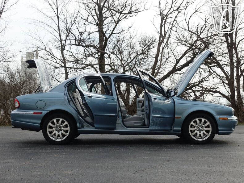 2002 Jaguar X-Type 2.5