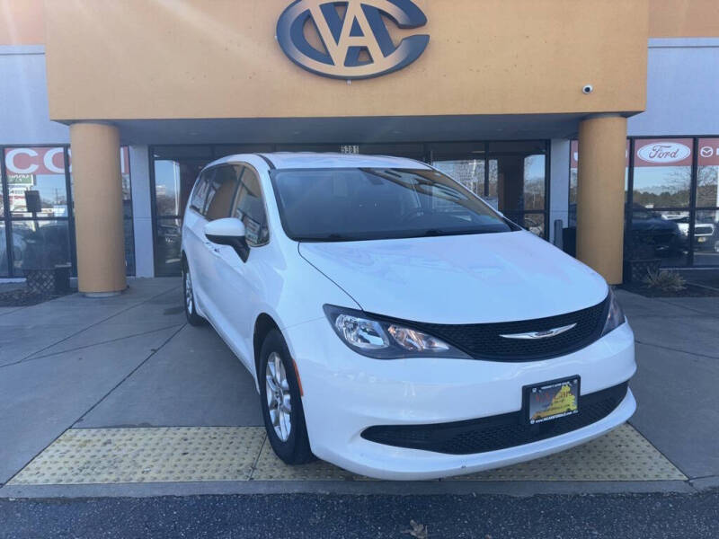 2021 Chrysler Voyager LX