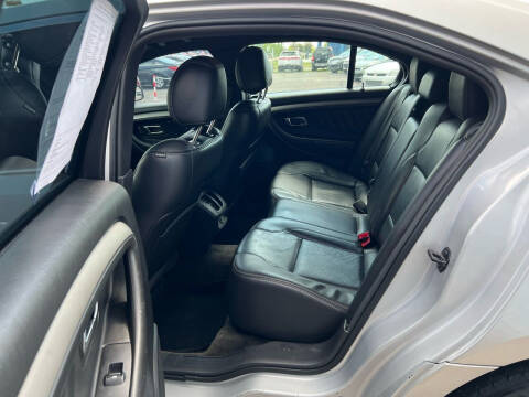 2014 Ford Taurus SEL