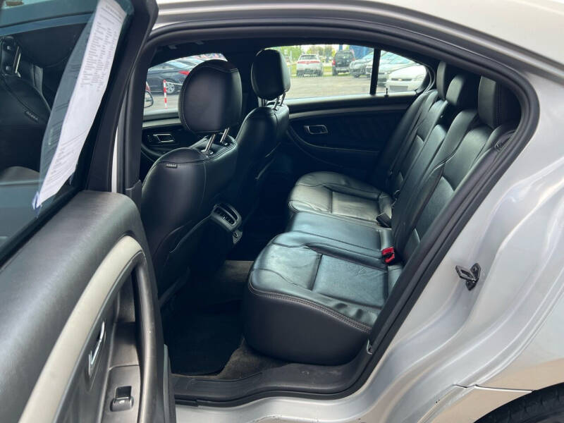 2014 Ford Taurus SEL