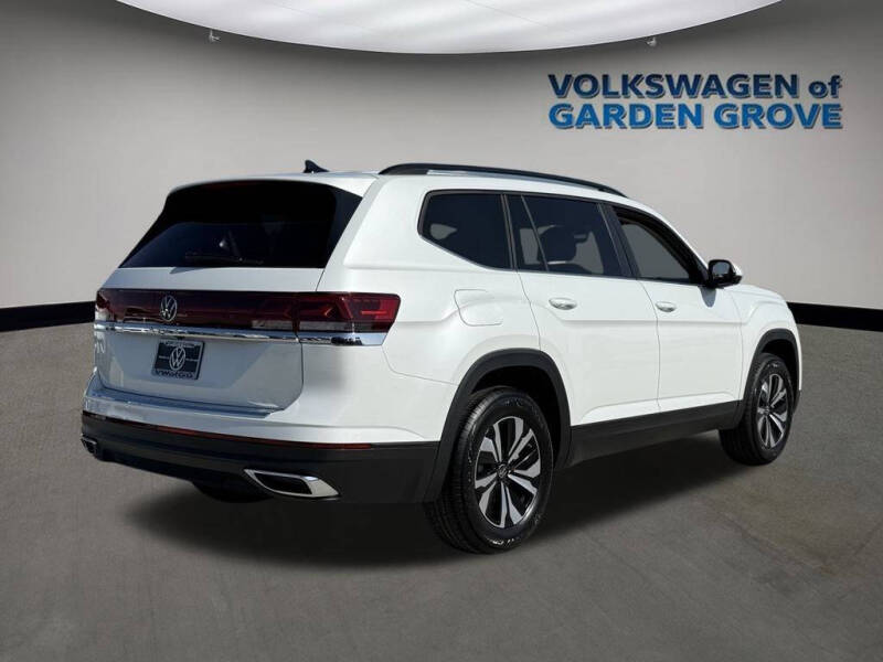 2026 Volkswagen Atlas SE