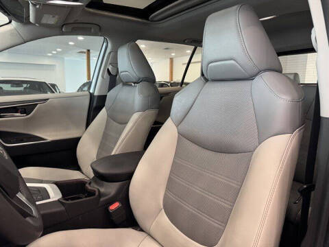 2023 Toyota RAV4 Hybrid Limited