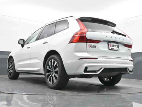 2025 Volvo XC60 B5 Plus Dark Theme
