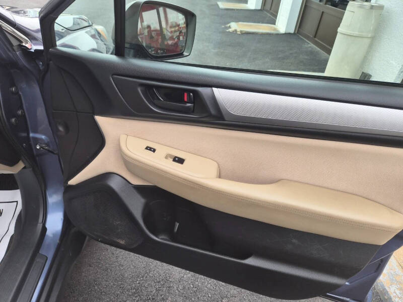 2017 Subaru Outback 2.5i