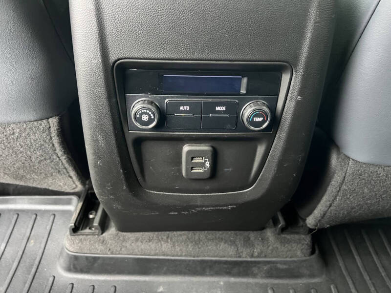 2020 Buick Enclave Essence