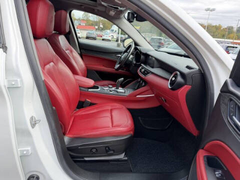 2021 Alfa Romeo Stelvio Sprint