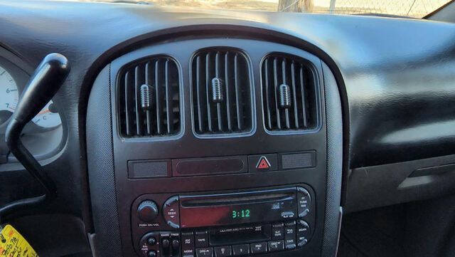 2005 Dodge Grand Caravan SE