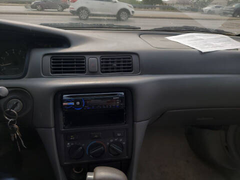 2001 Toyota Camry LE