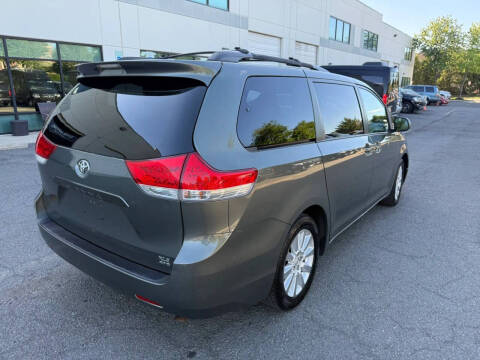 2014 Toyota Sienna