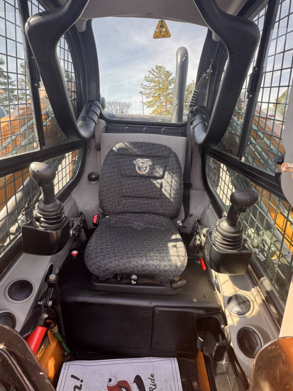 2021 Case IH  370B
