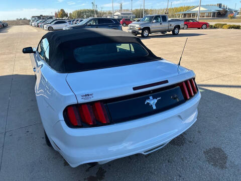 2016 Ford Mustang V6
