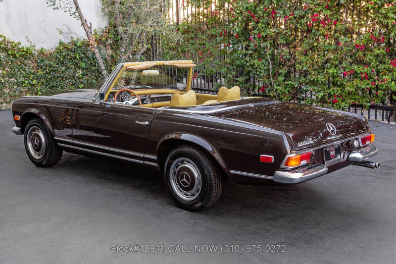 1969 Mercedes-Benz 280-Class