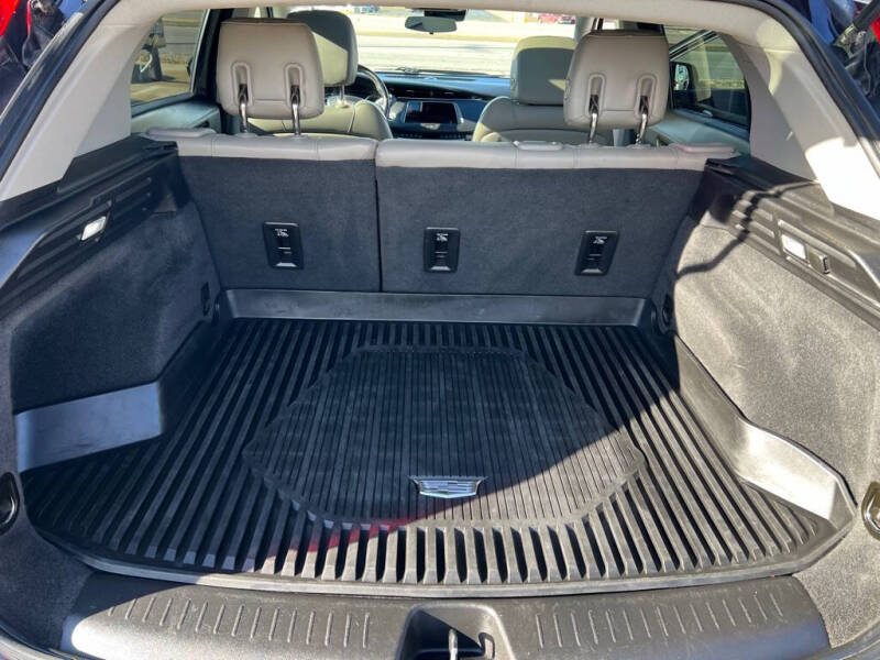 2020 Cadillac XT4 Luxury