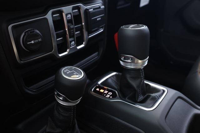 2025 Jeep Gladiator High Tide