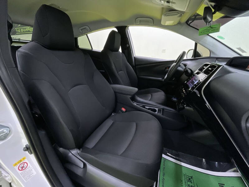 2021 Toyota Prius L Eco