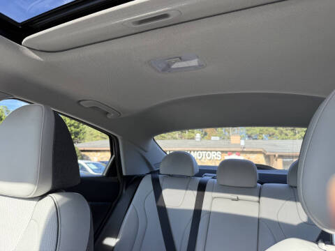 2022 Hyundai Elantra Limited