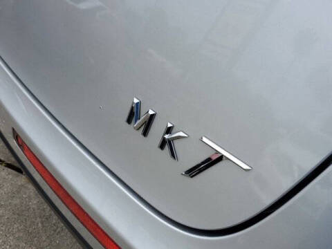 2018 Lincoln MKT Reserve