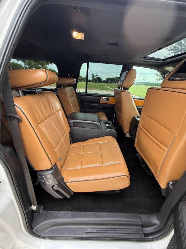 2012 Lincoln Navigator L
