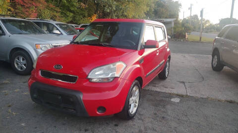 2010 Kia Soul +