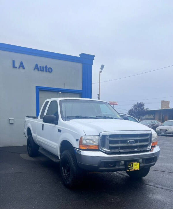 2001 Ford F-250 Super Duty for sale at LA AUTO RACK in Moses Lake WA