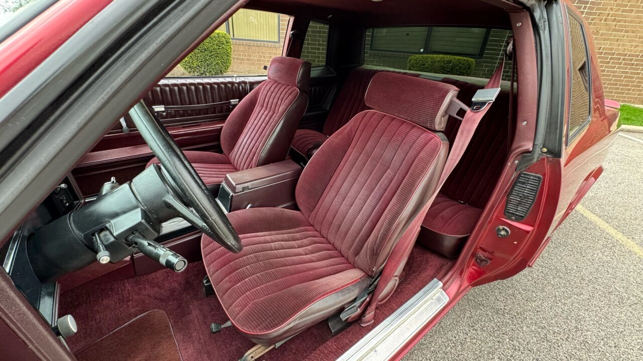 1985 Chevrolet Monte Carlo 73