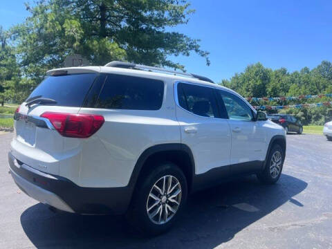 2017 GMC Acadia SLE-2
