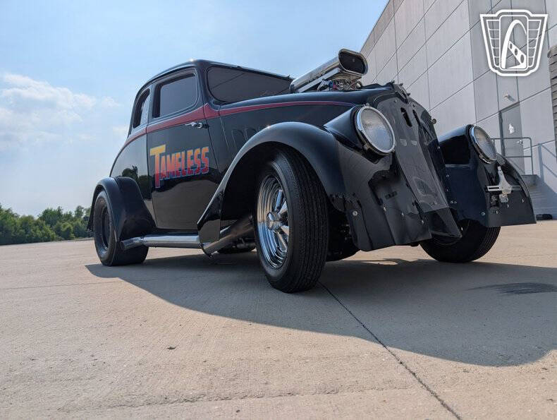 1933 Willys Coupe
