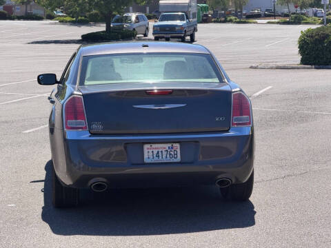 2013 Chrysler 300