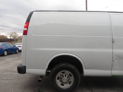 2021 Chevrolet Express 2500