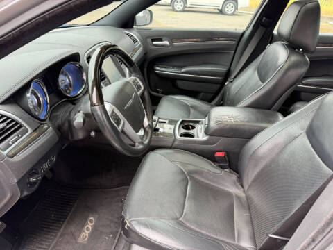2014 Chrysler 300 C