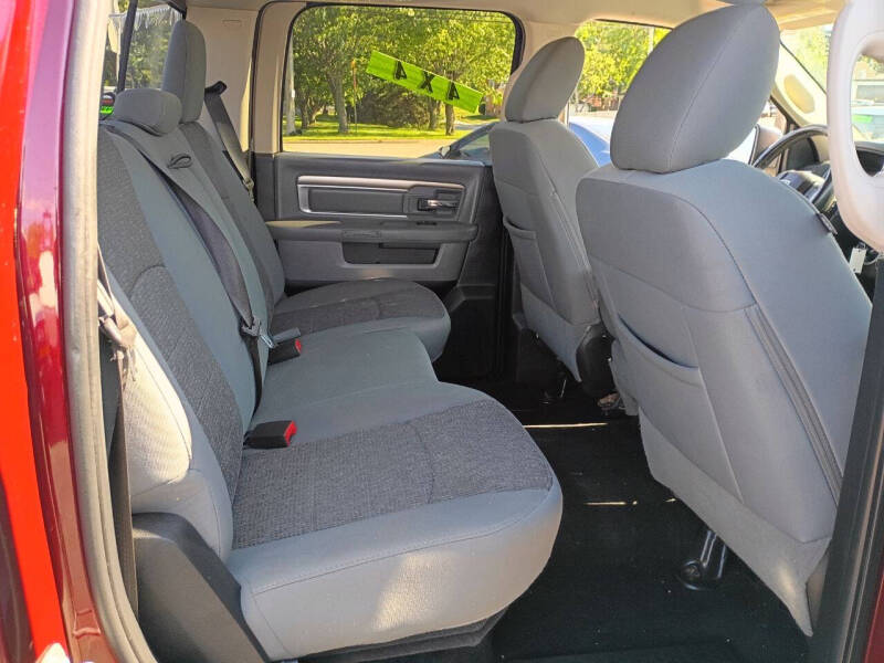 2017 RAM 1500 SLT