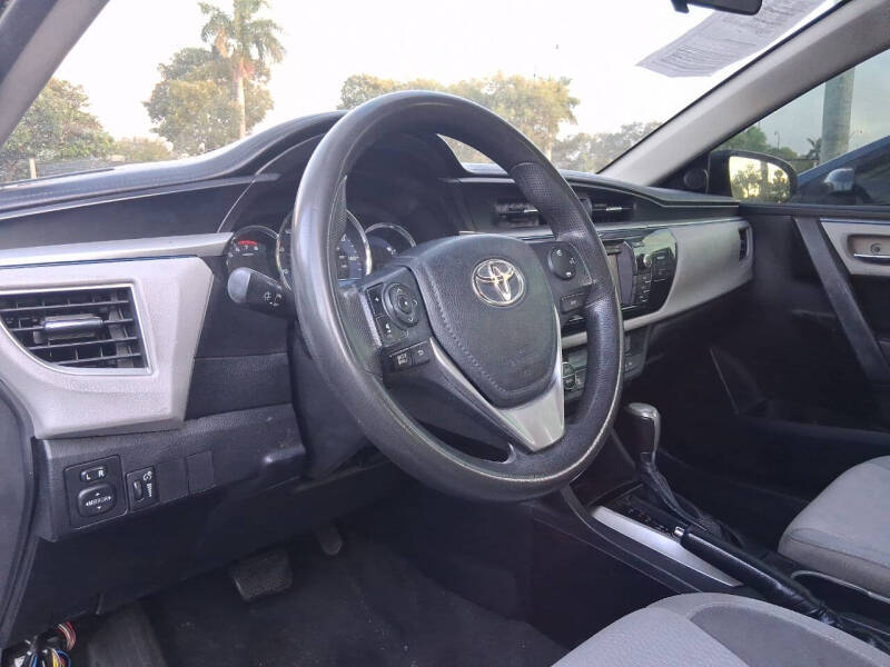 2014 Toyota Corolla LE