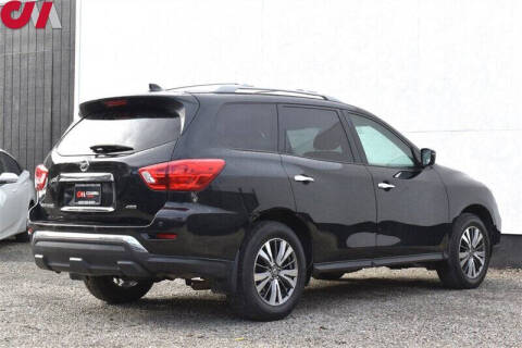 2019 Nissan Pathfinder S