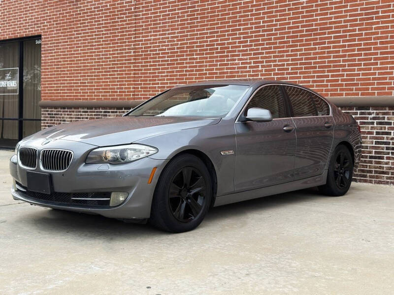 2011 BMW 5 Series 528i