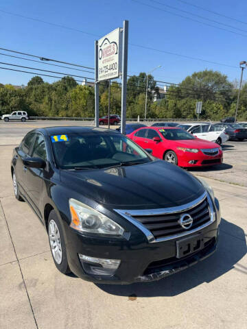 2014 Nissan Altima for sale at Wheels Motor Sales in Columbus OH