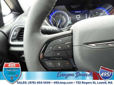 2027 Chrysler Pacifica Limited